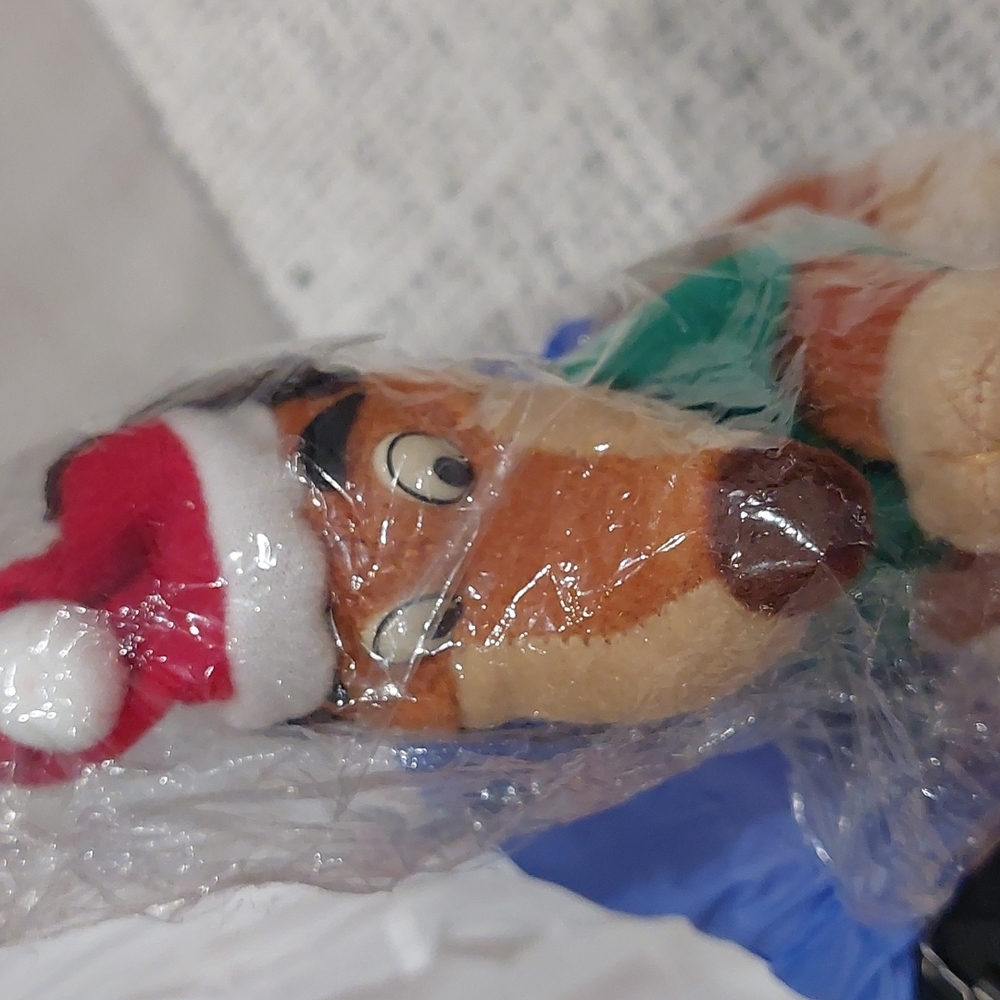 An All Dogs Go To Heaven Christmas Caroll by Denny's plush plush toy. NWT